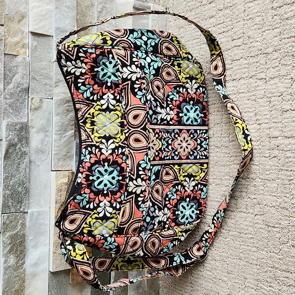 Vera Bradley Purse, Funky Retro pattern, Excellent Condition